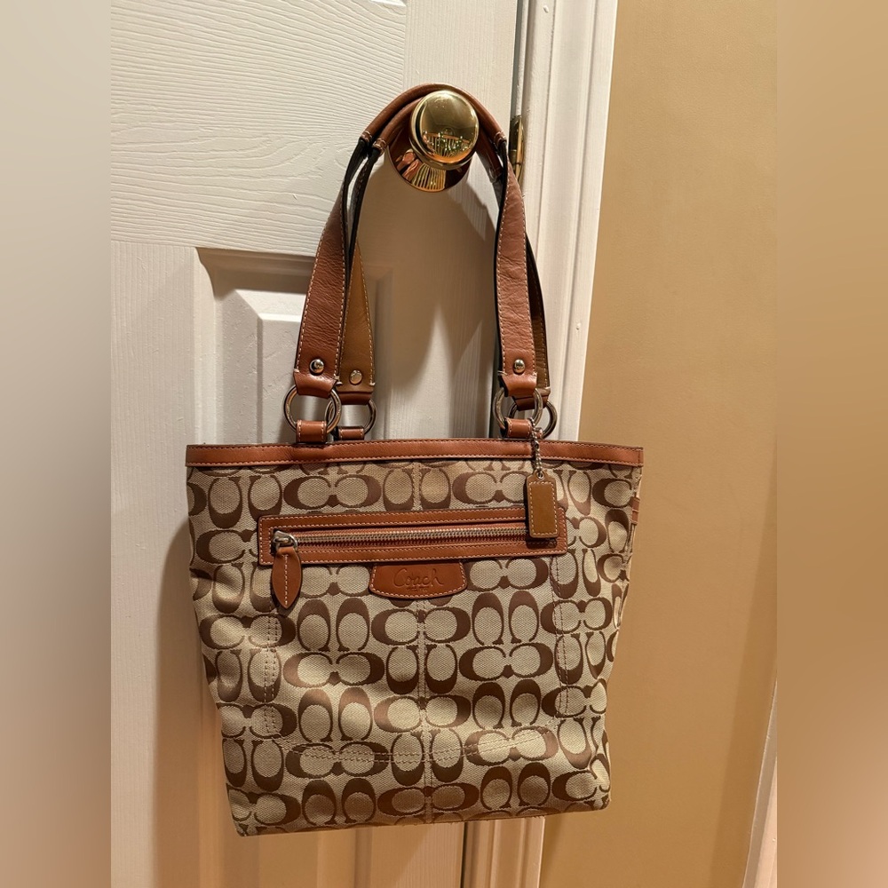 COACH Vintage Women’s Handbag